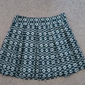 Banana Republic geometric print pleated miniskirt
